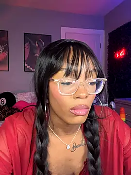 Snapshot of idaaloveexx chatting on 10/11/25, 10:19 idaaloveexx online show from 10/11/25, 10:19