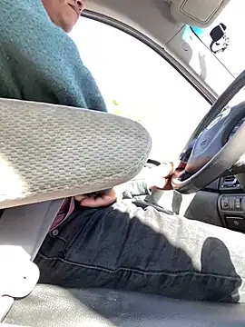 abrilito2 online show from 01/13/25, 07:10