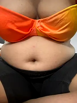 Snapshot of Red-Magic-25 chatting on 09/10/25, 07:19 Red-Magic-25 online show from 09/10/25, 07:19