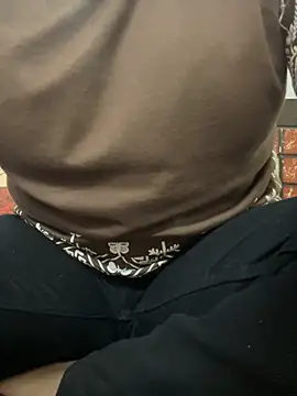 Red-Magic-25 online show from 11/29/25, 06:49