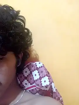 CosmicEmuu online show from 01/12/25, 07:31