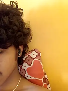 CosmicEmuu online show from 02/14/25, 05:51