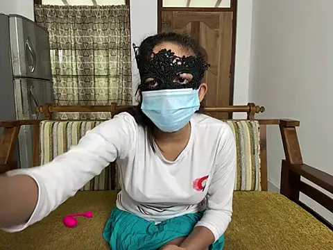 Tatoo girl online show from 02/19/25, 05:49