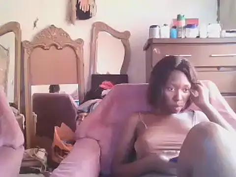 Snapshot of Hotdaily04 chatting on 01/23/25, 06:28 Hotdaily04 online show from 01/23/25, 06:28