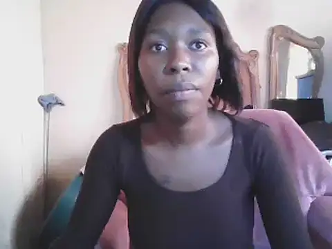 Snapshot of Hotdaily04 chatting on 02/25/25, 07:42 Hotdaily04 online show from 02/25/25, 07:42