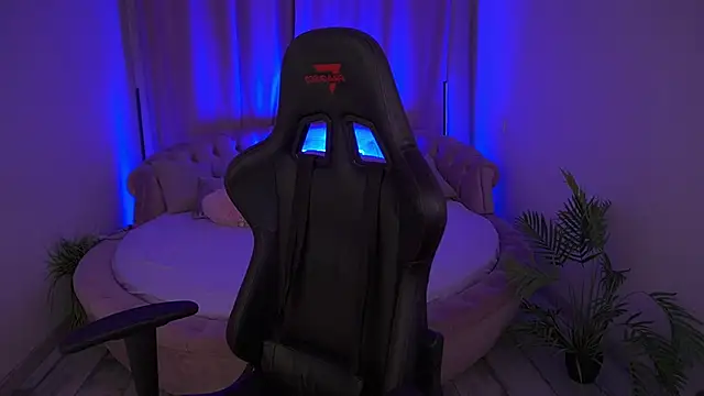 Marmeladkaaa online show from 11/24/25, 02:28