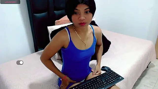 mia grey01 online show from 01/07/25, 12:31