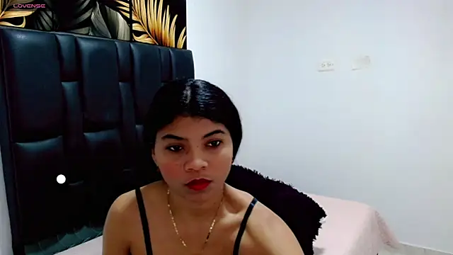 mia grey01 online show from 01/09/25, 11:47