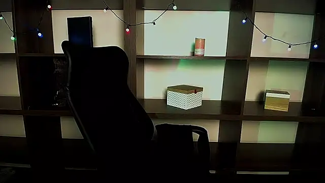 Snapshot of Lexi_Jous chatting on 02/10/25, 03:53 Lexi Jous online show from 02/10/25, 03:53