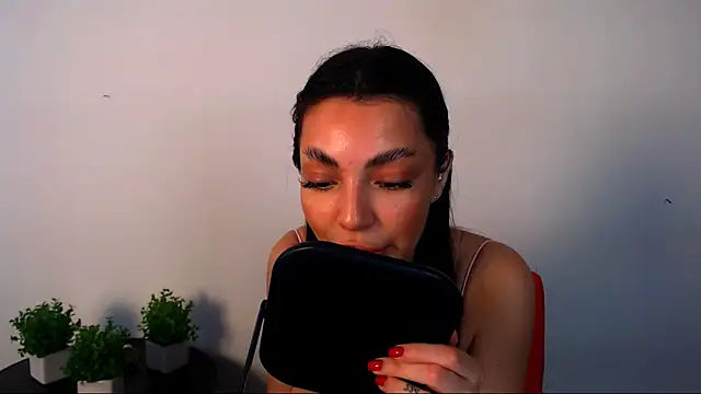 Snapshot of Lexi_Jous chatting on 06/08/26, 08:37 Lexi Jous online show from 06/08/26, 08:37