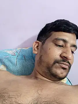 Snapshot of honeyrose765 chatting on 11/02/25, 09:06 honeyrose765 online show from 11/02/25, 09:06