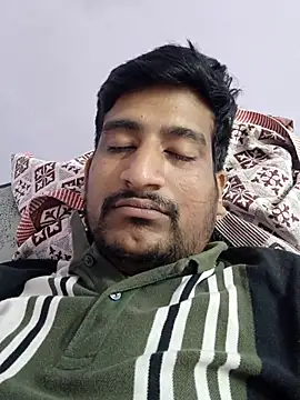 Snapshot of honeyrose765 chatting on 11/18/25, 09:41 honeyrose765 online show from 11/18/25, 09:41