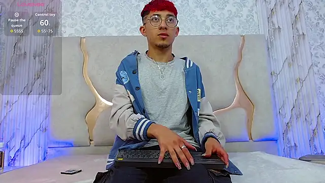 Axel tay online show from 01/09/26, 11:46