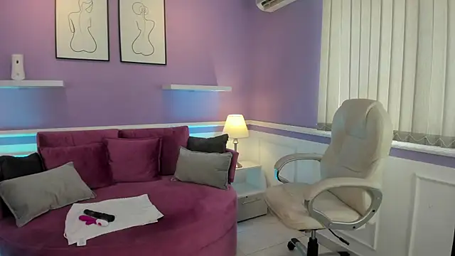 Emma Walkerr  online show from 01/29/25, 07:11