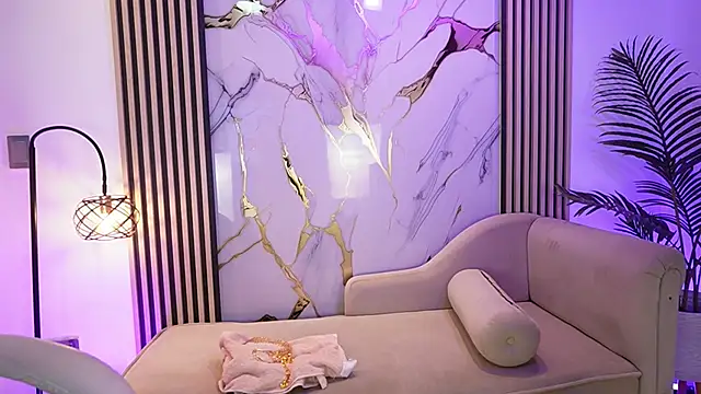 Emma Walkerr  online show from 03/28/26, 07:02