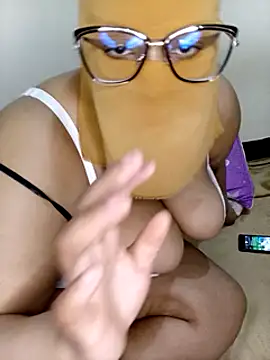 Samara-Bella online show from 02/15/25, 09:49