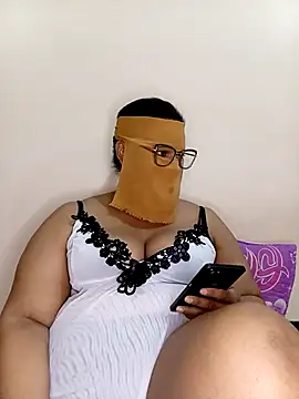 Samara-Bella online show from 03/06/25, 08:37