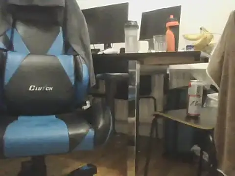 Snapshot of slammyisbig chatting on 01/17/25, 11:29 slammyisbig online show from 01/17/25, 11:29