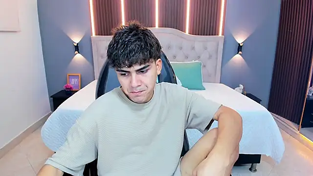 Tommy18   online show from 04/16/26, 03:29