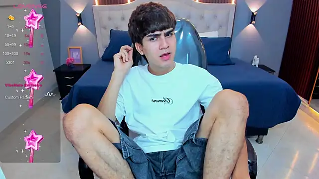 Snapshot of Tommy18__ chatting on 07/21/26, 03:20 Tommy18 online show from 07/21/26, 03:20