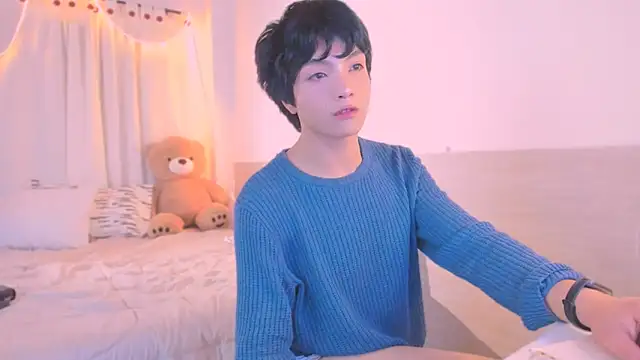 AllanYong18 online show from 11/06/25, 05:19