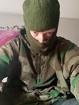 Snapshot of filthymind619 chatting on 11/28/25, 07:00 filthymind619 online show from 11/28/25, 07:00