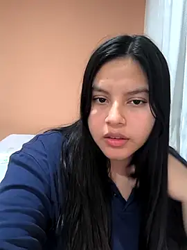 morecita29 online show from 10/15/25, 02:55