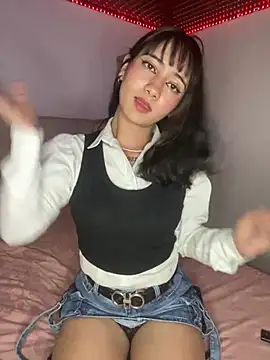 Catmila- online show from 01/19/25, 02:36