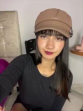 Catmila- online show from 02/13/26, 05:36