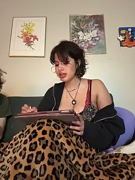 Rubyred2369 online show from 04/12/26, 01:43