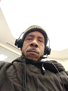 MrDaddyBbSnake online show from 01/16/25, 05:44