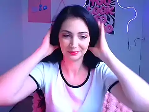 Amalia amor online show from 10/16/25, 11:11