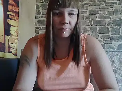 YviEngel87 online show from 02/22/25, 12:51