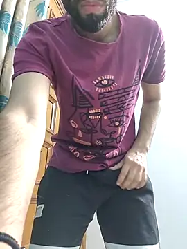 TOPMOON001 online show from 03/11/25, 10:51