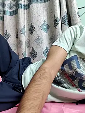 TOPMOON001 online show from 03/18/25, 02:48