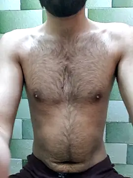 TOPMOON001 online show from 03/19/25, 07:18