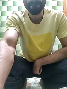 TOPMOON001 online show from 11/12/25, 05:52