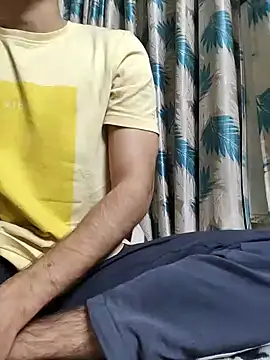 TOPMOON001 online show from 03/04/26, 06:58