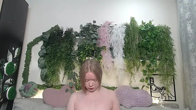 scyrim2 online show from 02/19/25, 01:17