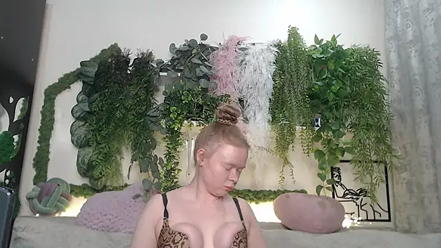 scyrim2 online show from 02/20/25, 04:25