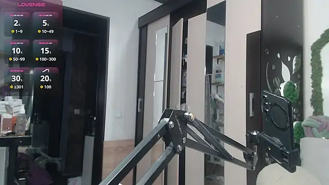 scyrim2 online show from 04/14/26, 10:10