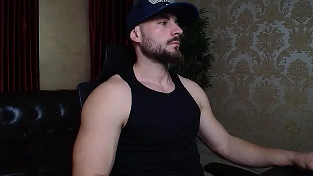 Snapshot of AdamJamesonn chatting on 01/31/25, 06:24 AdamJamesonn online show from 01/31/25, 06:24