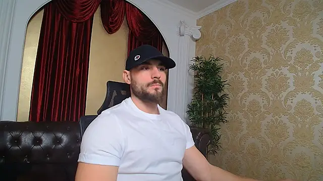 Snapshot of AdamJamesonn chatting on 02/16/25, 06:10 AdamJamesonn online show from 02/16/25, 06:10