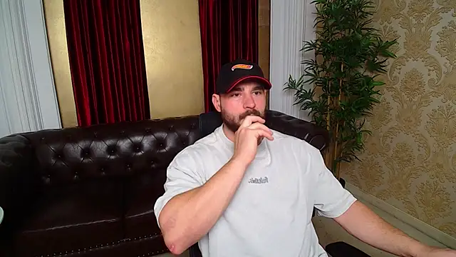 AdamJamesonn online show from 11/17/25, 05:46