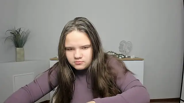 AdeleCruz online show from 01/19/25, 12:50