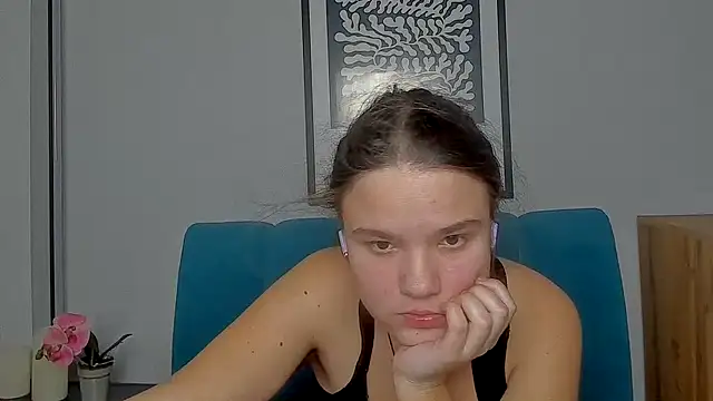 AdeleCruz online show from 02/16/26, 01:18