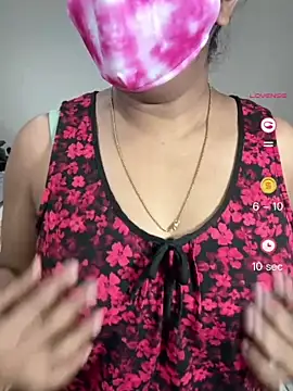 Snapshot of ArathyNambyarMallu chatting on 06/19/26, 11:19 ArathyNambyarMallu online show from 06/19/26, 11:19