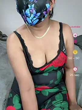 Snapshot of ArathyNambyarMallu chatting on 07/17/26, 10:47 ArathyNambyarMallu online show from 07/17/26, 10:47