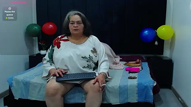 VickyBoobss online show from 10/20/25, 07:58