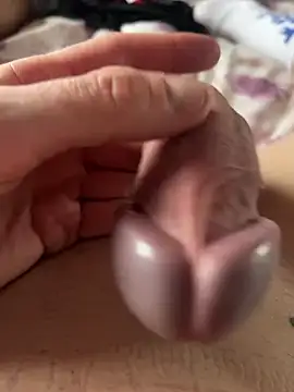 willy75 online show from 02/07/25, 02:37